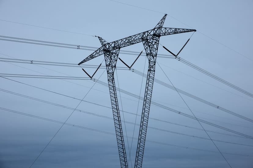 AI's Thirst Strains Data Center Power