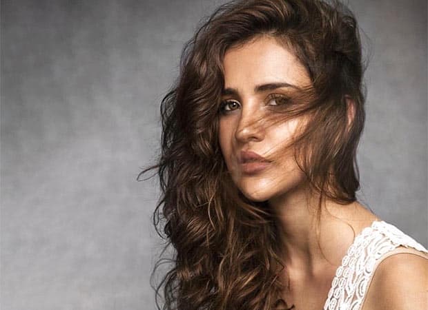 Actor Aisha Sharma Pens Debut Book on Self-Love