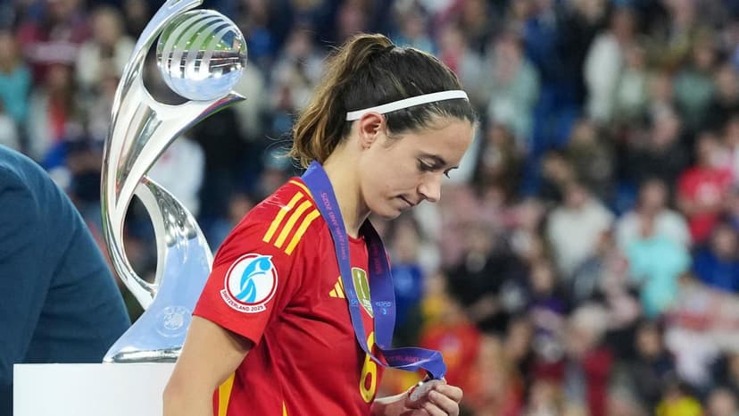 Spain's Star Bonmati Suffers Fractured Leg in Training