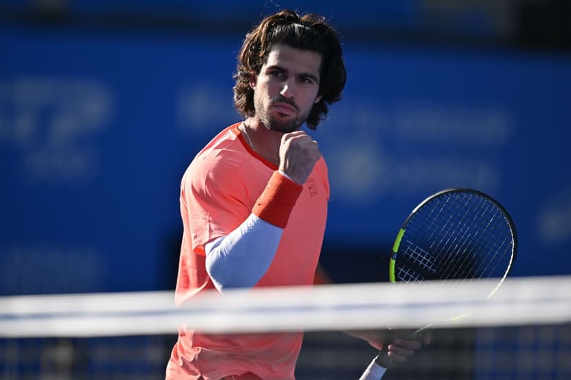 Alcaraz Faces Munar in Japan Open Semifinal Clash