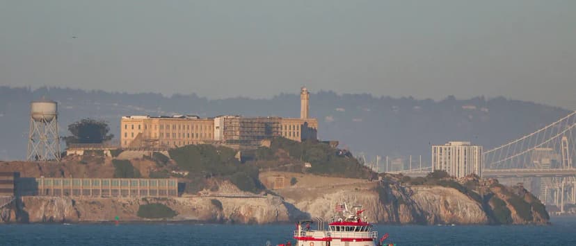Boat Capsizes Near Alcatraz; 1 Dead, 3 Missing