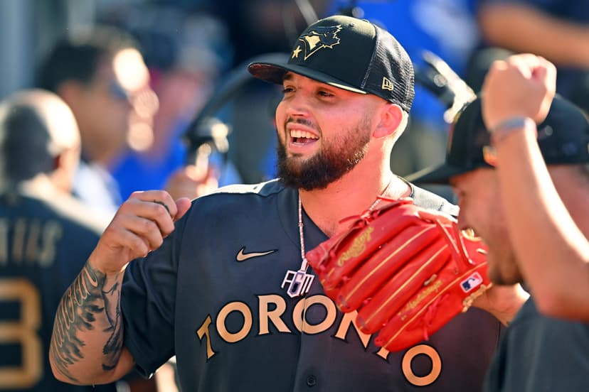 Manoah's Comeback Bid: Angels Take a Chance on Injured Pitcher