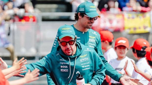 Alonso Baffled by Aston Martin's Shifting Vibrations