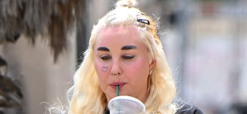 Amanda Bynes Flaunts Weight Loss & Boyfriend in LA