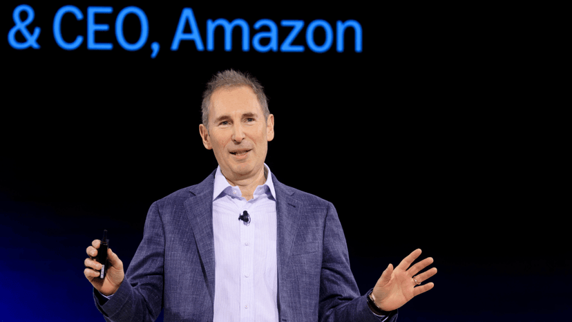 AWS Rebounds: AI Fuels Growth Amidst Massive Spending