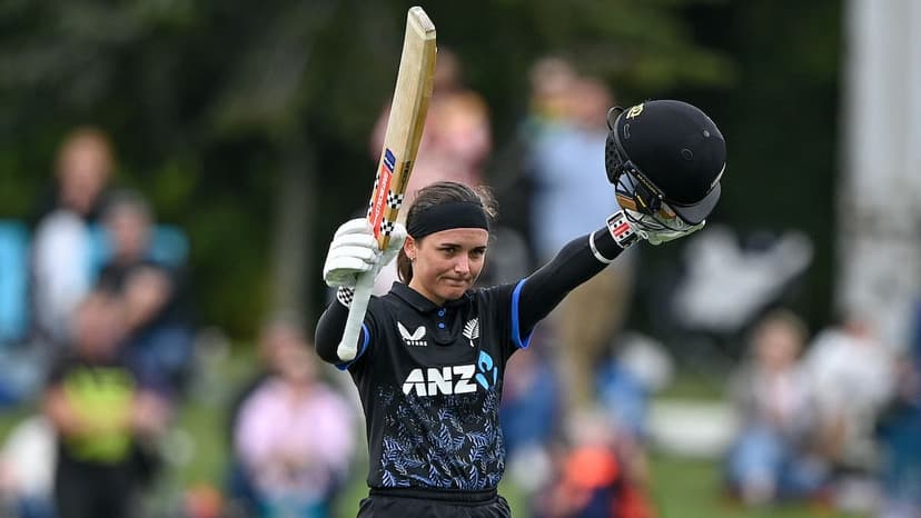 Kerr's 105 Powers NZ to Victory