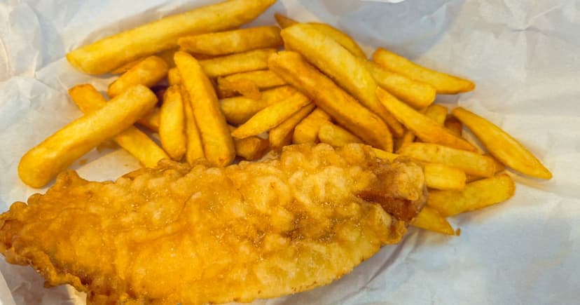 American Tries Fish & Chips: Verdict is In!
