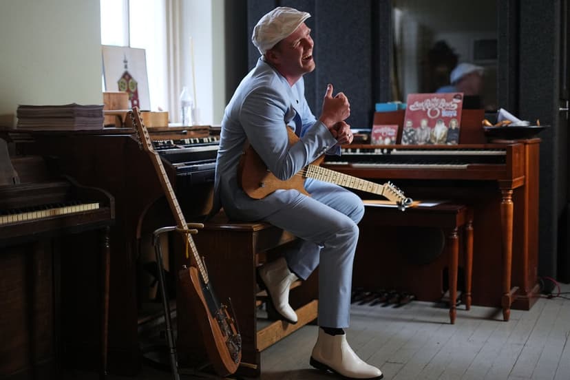 Amish Roots Bloom into Nashville Sound