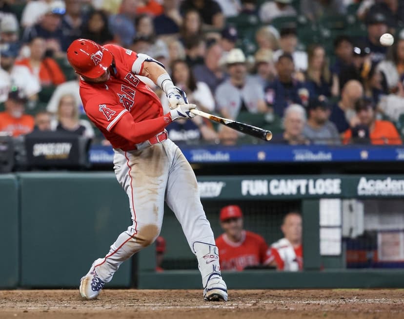 Trout's Homer, Soriano's Shutout Spark Angels Opener