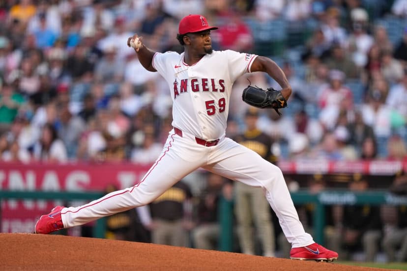 Soriano's gem silences Padres, Angels win 8-0