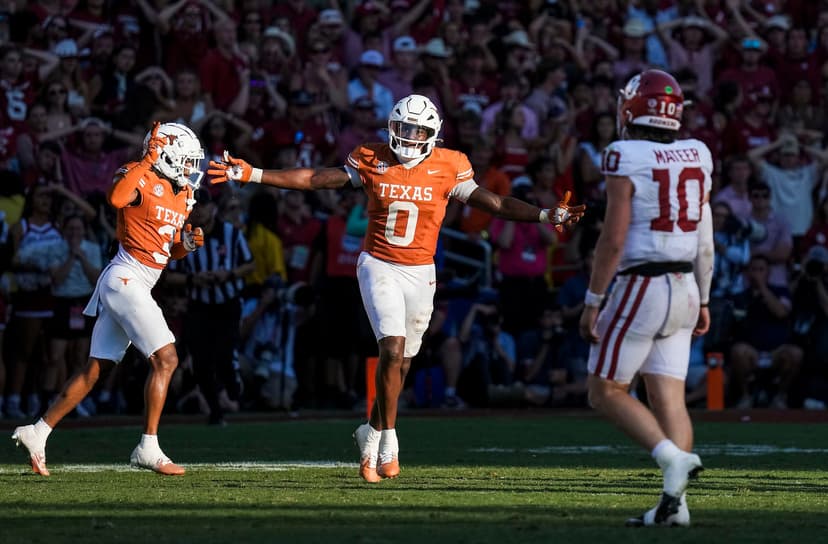 Texas LB Anthony Hill Jr. Drafted by Titans