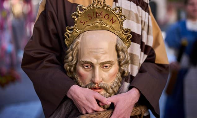 Banderas Leads Holy Week Procession in Hometown