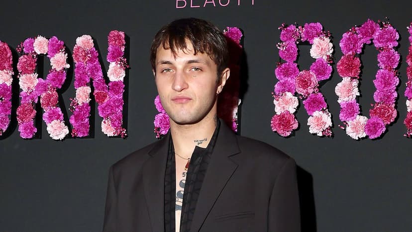 Anwar Hadid Seeks Restraining Order After Bedroom Intrusion