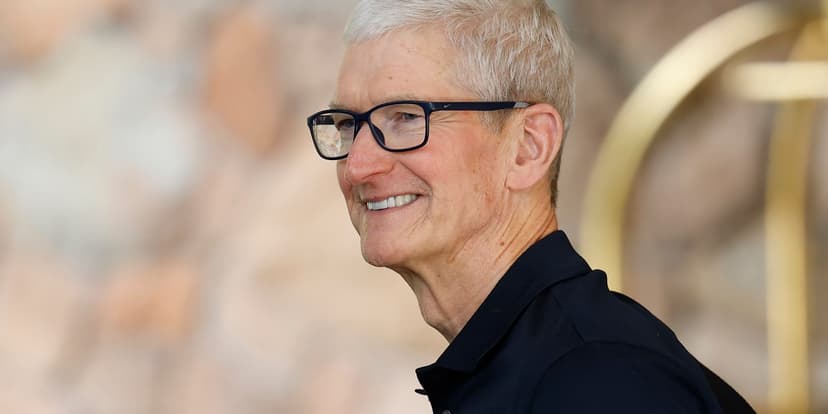 Apple's AI Gap: Is Tim Cook's Tenure Ending?