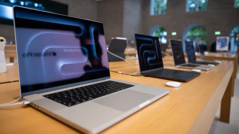 MacBook Touchscreen Delayed to Late 2026