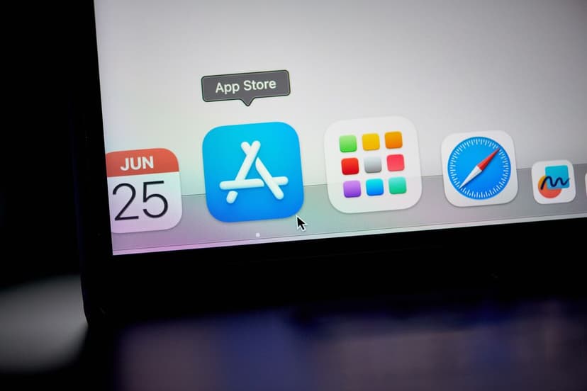 Supreme Court Pauses Apple vs. Epic Games Trial