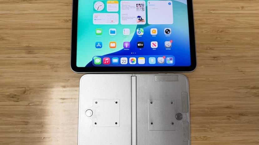 Apple CEO's Foldable iPhone Gamble: $2,000 Price Tag