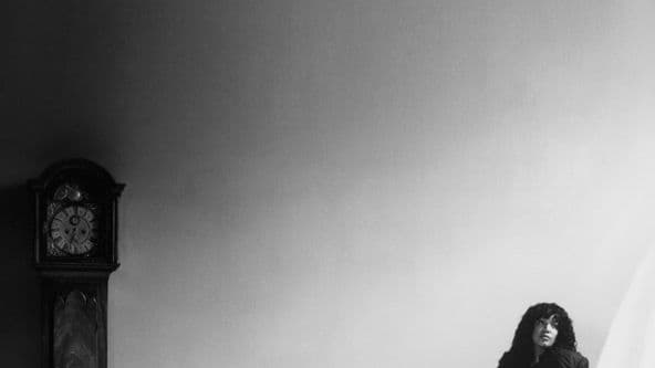 Arima Ederra's Voice Unlocks Darker R&B-Folk Fusion