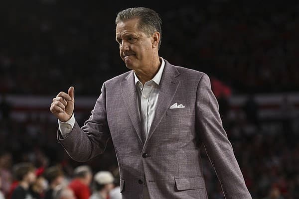 Razorbacks Host Struggling Vanderbilt After Road Woes