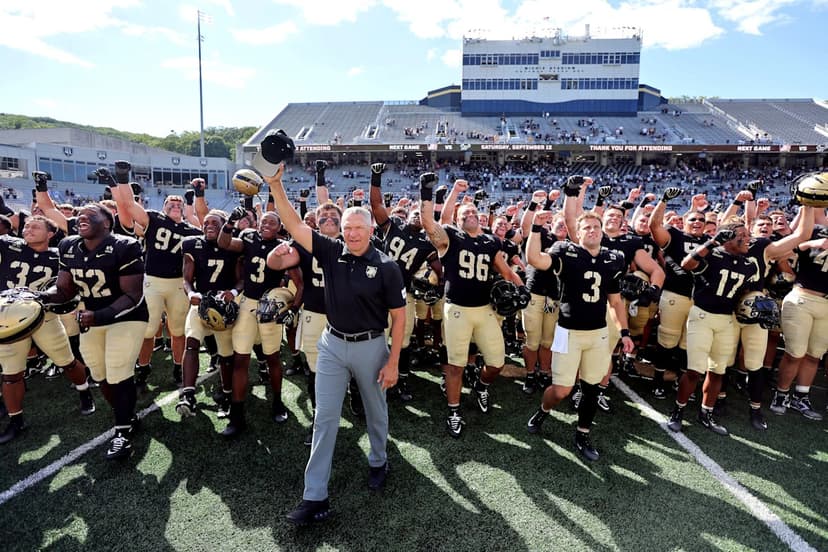 Army Faces Stiff USF Defense Test
