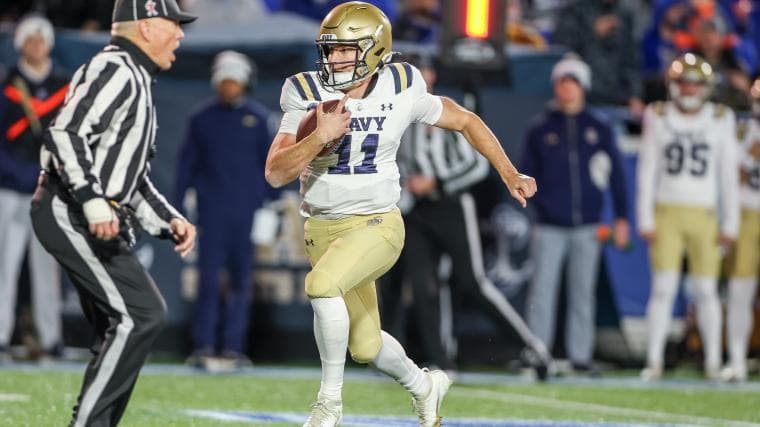 Army vs. Navy: QBs Lead Ground Attack