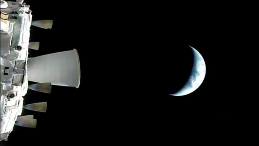 Humans Return to Moon Orbit After 52 Years