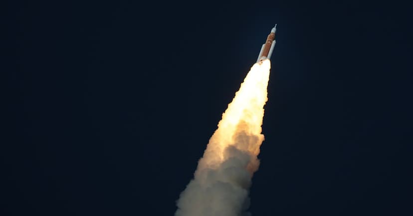 Astronaut's Email Fails en route to Moon