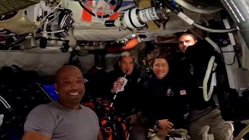 Artemis II Astronauts Send Easter Love from Lunar Orbit