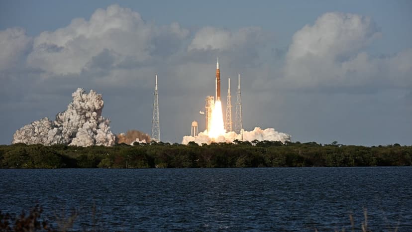 Artemis II Launches: Historic Crew Circles the Moon