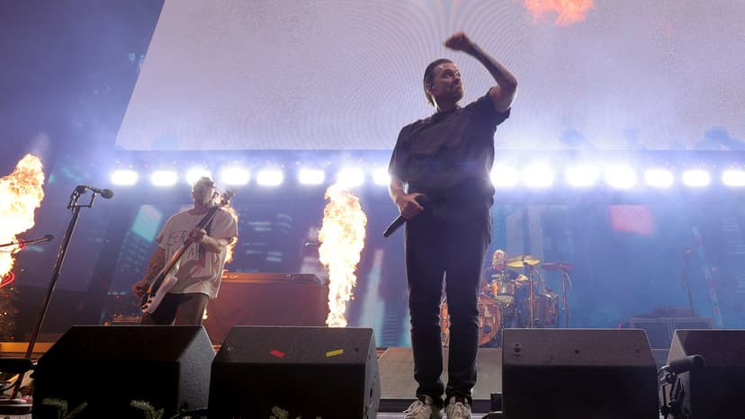 Artists Ditch Kid Rock's Festival Over Divisive Ties