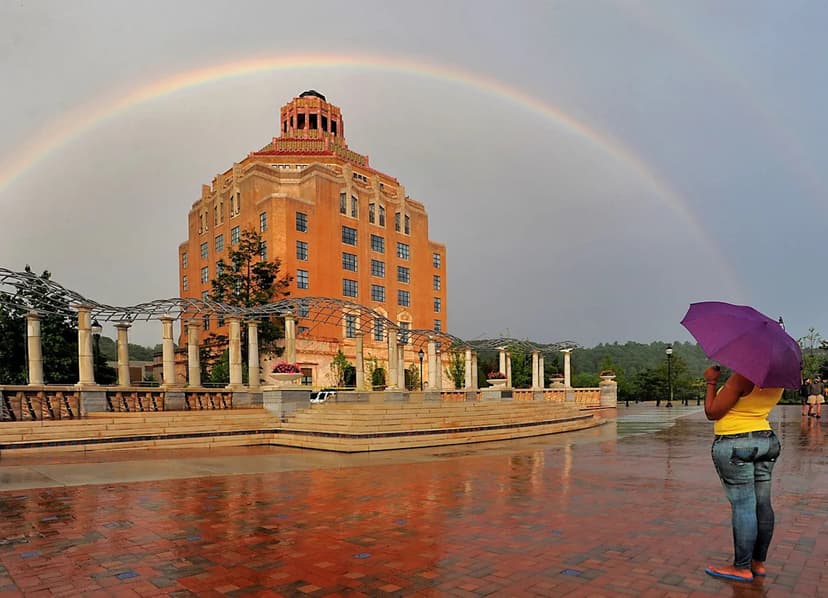 Iconic Photojournalist John Coutlakis Dies at 65