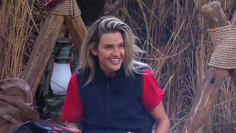 Ashley Roberts spills Amanda Holden's toilet secret