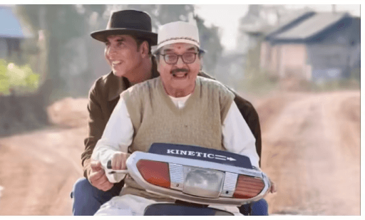 Akshay Kumar Honors Asrani's Final Film Role