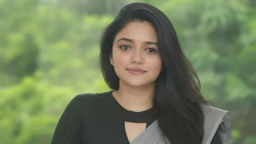 Wheelchair-Bound Woman Aces UPSC Exam with Rank 483