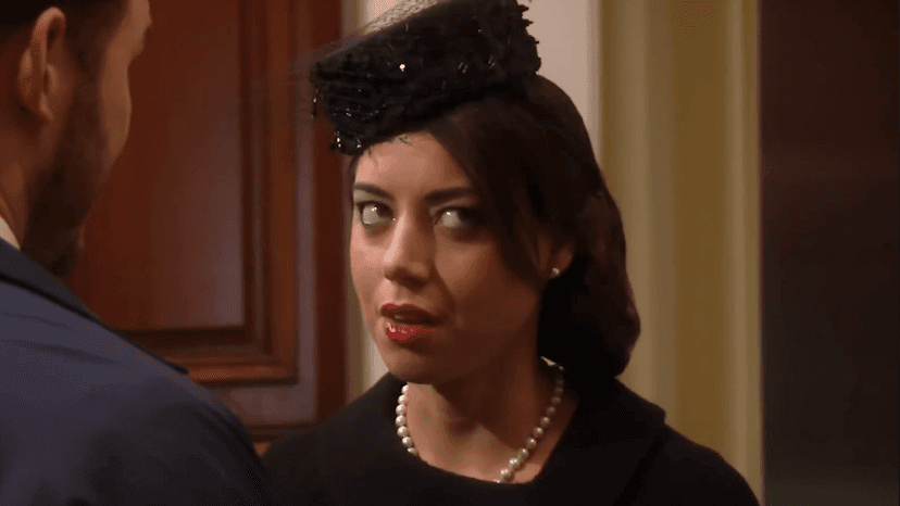 Aubrey Plaza Jokes About Giving Birth On Seth Meyers