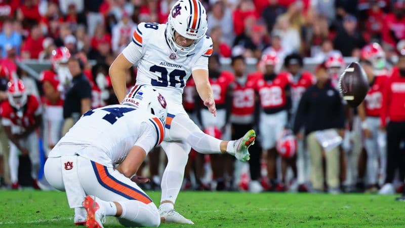 Auburn Stuns Top-Ranked Georgia in Upset Thriller