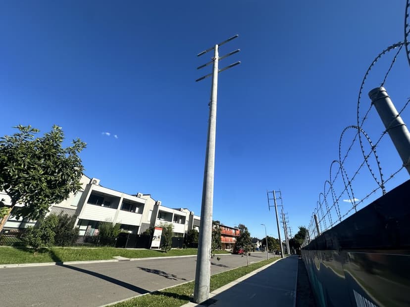 Australia's Data Centers Face Power Delays