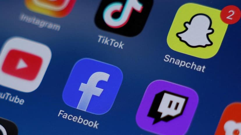Australia's Algorithm Opt-Out: Your Feed, Your Way