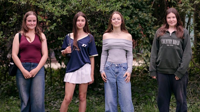 Teens Brace for Social Media Ban: Challenges and Opportunities Ahead