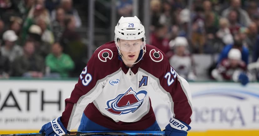 Vegas Dominates Colorado: Avalanche Face 3-0 Deficit