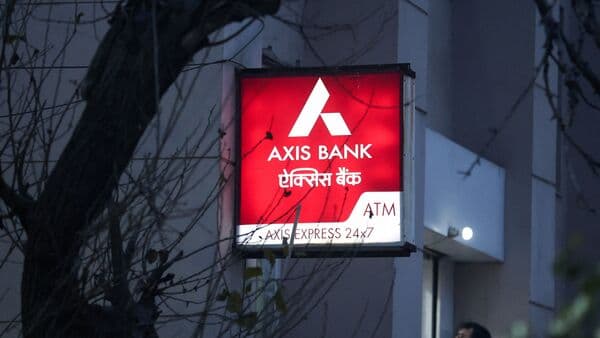 Axis Bank Fortifies Balance Sheet with ₹2,001 Cr Buffer