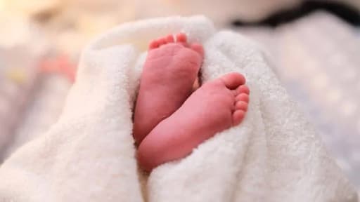 Baby Dies After Parents Beg for Alms