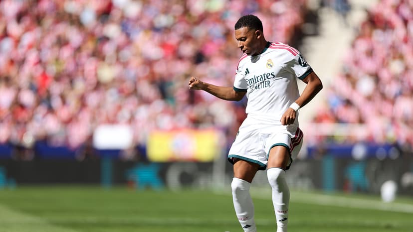 Ballon d'Or Race Heats Up: Clubs Clash Over Media Bias