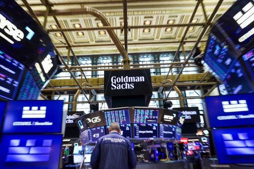 Banks' AI Fears Overblown? Stocks Poised for Gains