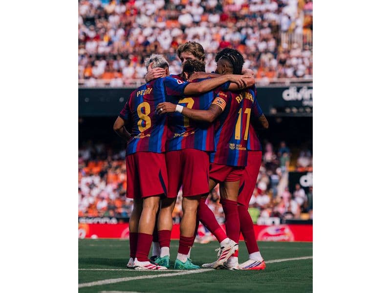 Yamal Shines as Barcelona Thrash Valencia 5-0