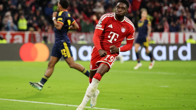 Arsenal Strikes First, Bayern Fights Back in UCL Clash