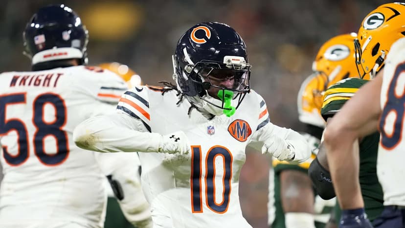Bears' Bryant Out 4-6 Months After Knee Surgery