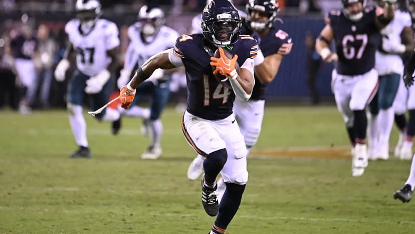 Keenum's 41-Yard TD Pass Ignites Bears vs. Eagles