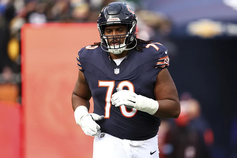 Bears Re-sign Braxton Jones to 1-Year Deal