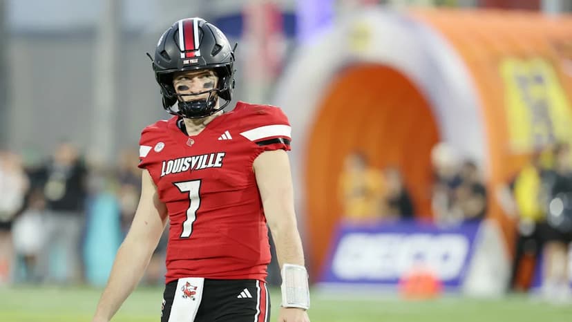 Bears Sign Ex-USC Passer Moss After Draft